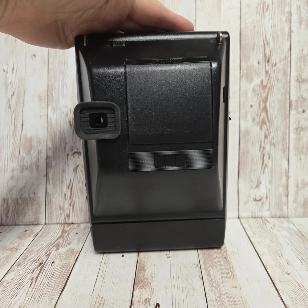 Vintage Kodak Colorburst 250 Instant Camera Electronic Flash Tested Made in USA